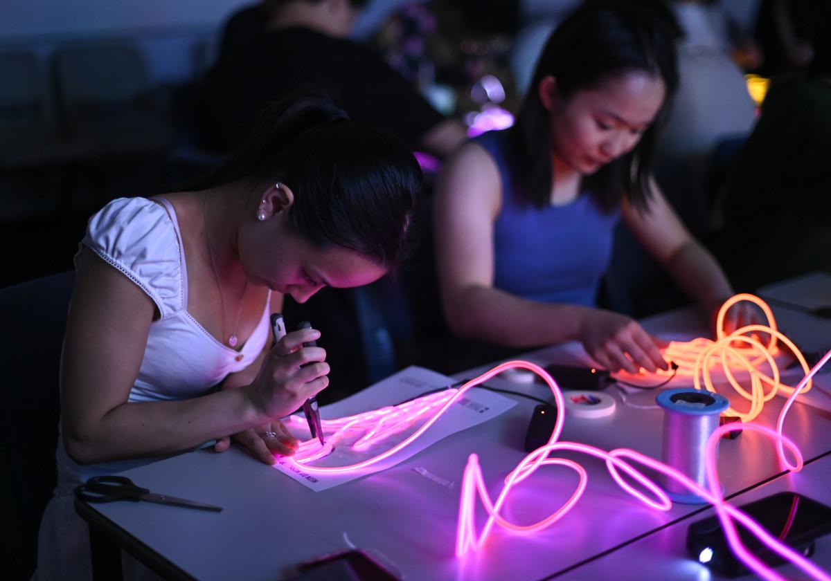 Neon Light Workshop